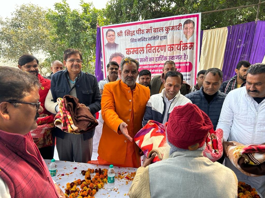 मंदिर समिति की ओर से आयोजित कार्यक्रम में पूर्व कैबिनेट मंत्री यतीश्वरानंद मुख्य अतिथि रहे