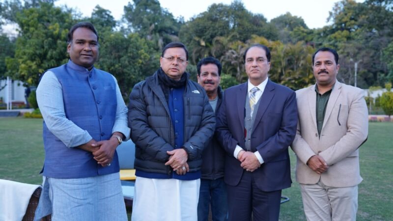 भाजपा महानगर अध्यक्ष के नेतृत्व में व्यापार मंडल के प्रतिनिधियों ने मुख्यमंत्री से मुलाकात की