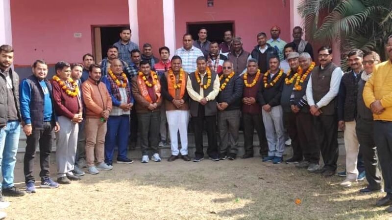 वार्ड नं 54 से नवनिर्वाचित पार्षद को गुरुकुल कांगड़ी विद्यालय में सम्मानित किया गया