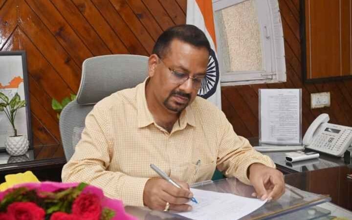 जिलाधिकारी ने जल जीवन मिशन की प्रगति को लेकर समीक्षा बैठक की